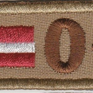 Asinsgrupas uzšuve ar karogu (ID688)