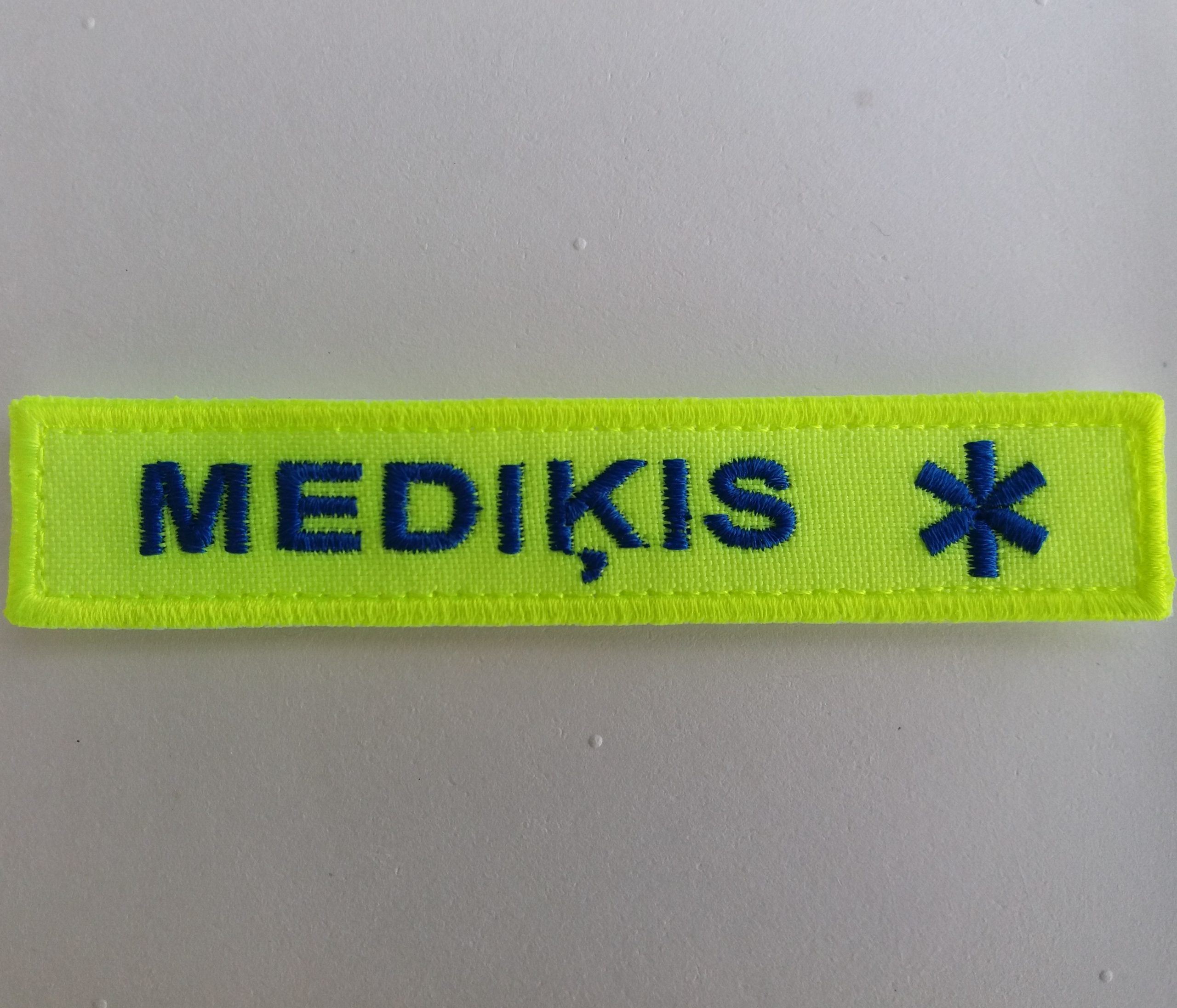 Uzšuve MEDIĶIS (ID1247)