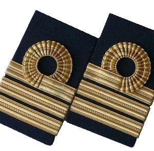 JŪRAS SPĒKU KOMANDLEITNANTA UZPLEČI