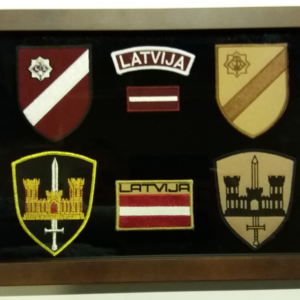 Zemessardzes 54.bataljona uzšuvju komplekts, ierāmēts (ID340)